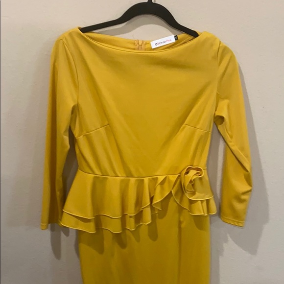 Dress - Picture 1 of 2